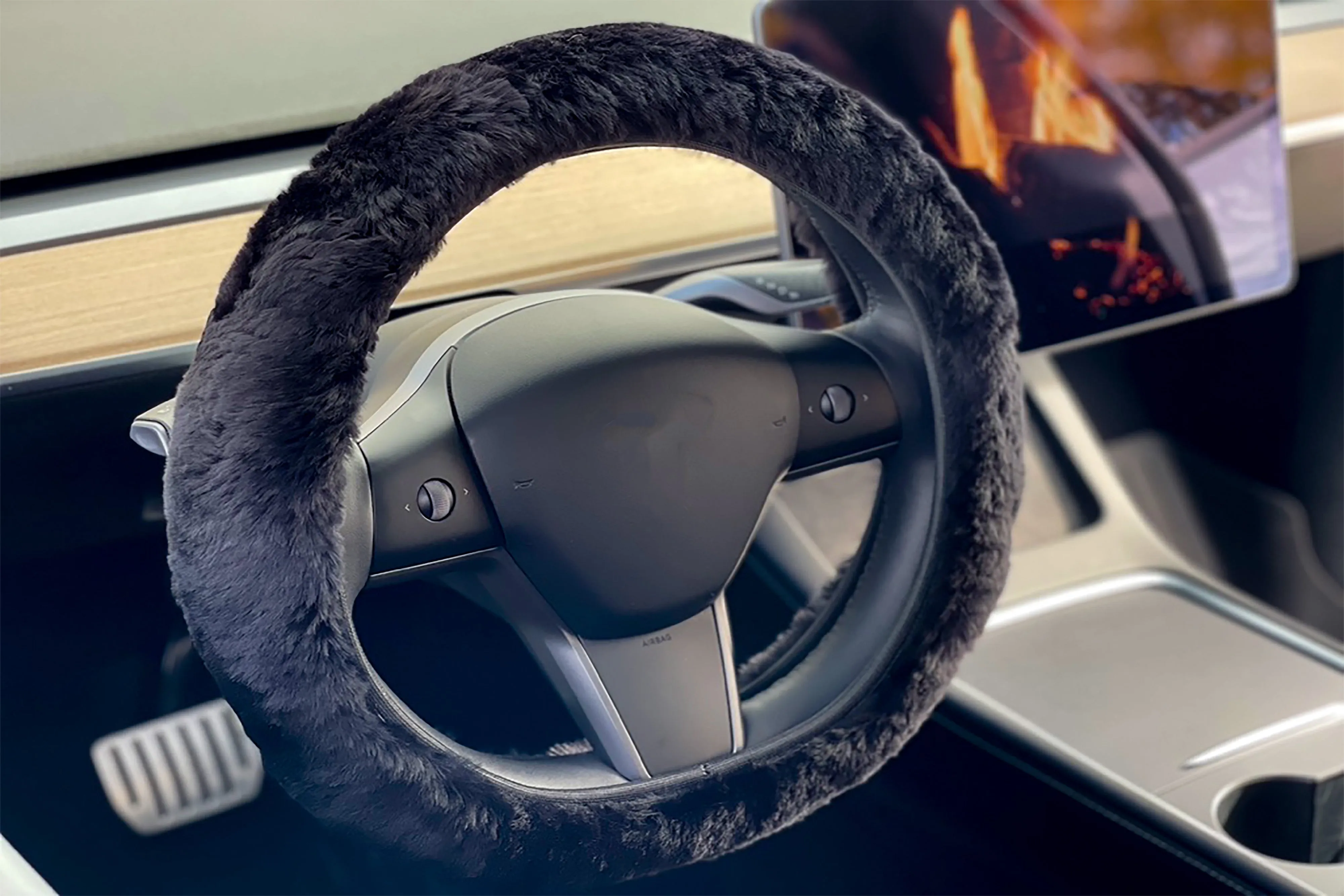 Natural Automotive Classic Sheepskin Steering Wheel Cover-1-Piece